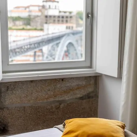 In - D. Hugo 23 Apartamento Porto