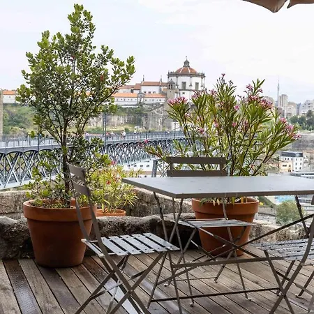 In - D. Hugo 23 Apartment Porto