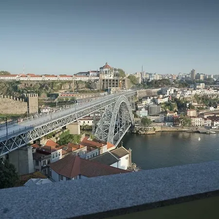 In - D. Hugo 23 Apartment Porto